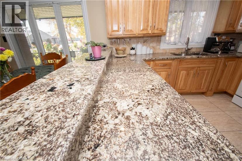 477 DELCREST Avenue — photo 31 of 40