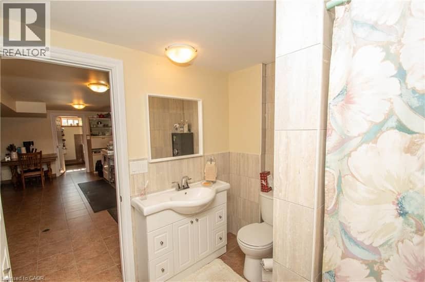 477 DELCREST Avenue — photo 39 of 40