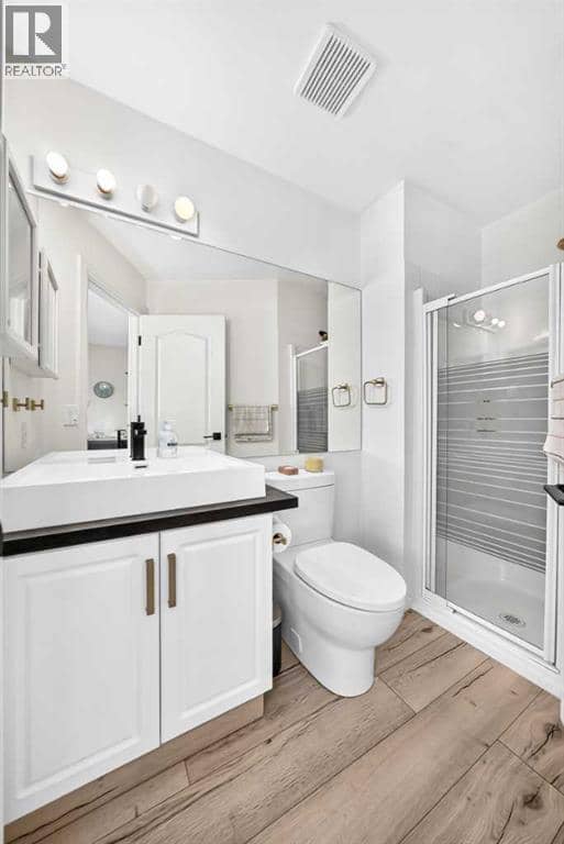 430 56 Avenue SW — photo 24 of 40