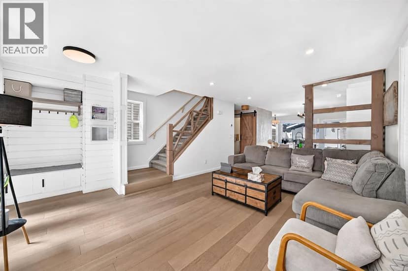 430 56 Avenue SW, Calgary, photo 8