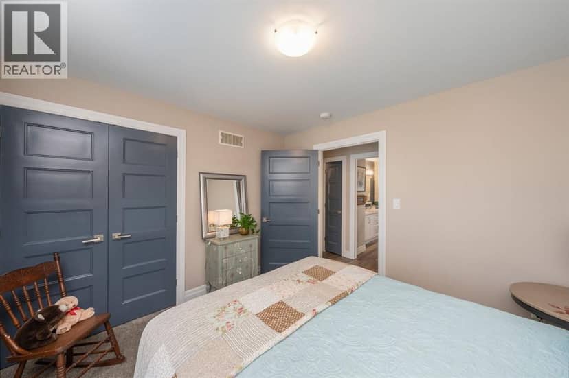 508 Molinari STREET — photo 18 of 40