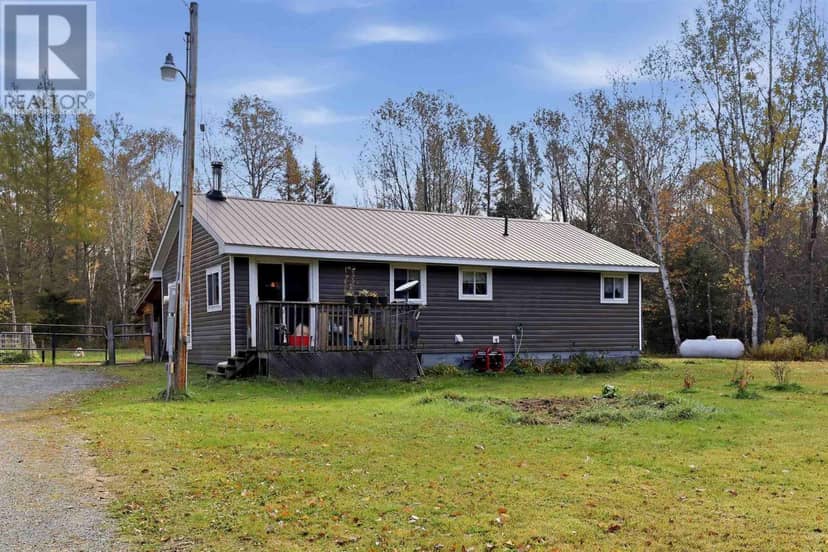 152 MacLean RD — photo 14 of 39