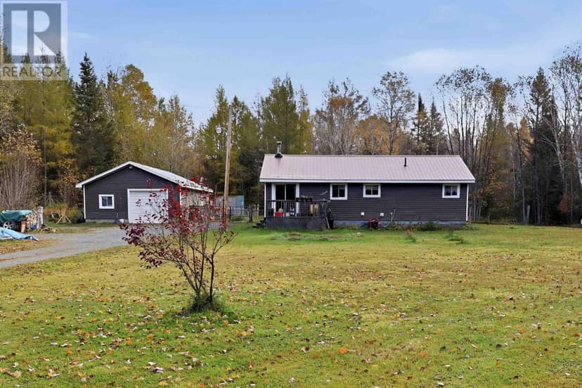 152 MacLean RD — photo 36 of 39