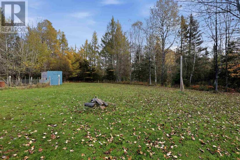 152 MacLean RD — photo 31 of 39