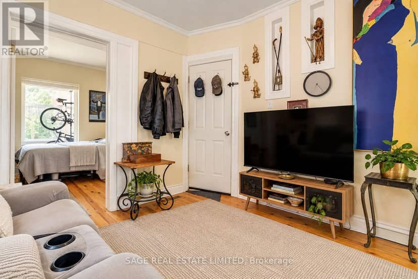 47 Jones Avenue, Toronto, photo 5