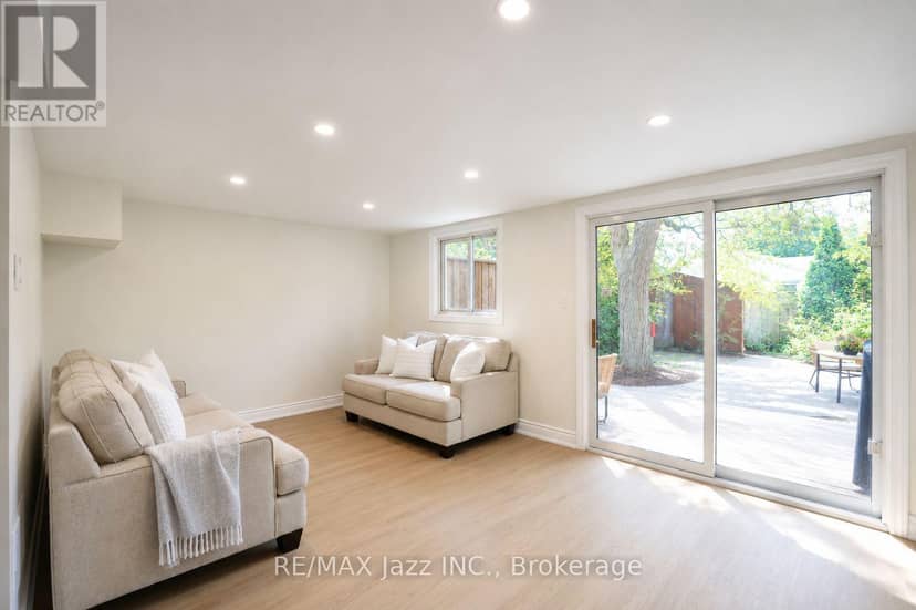 304 Annes Street — photo 14 of 20