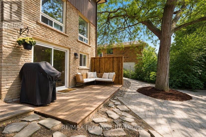 304 Annes Street — photo 17 of 20