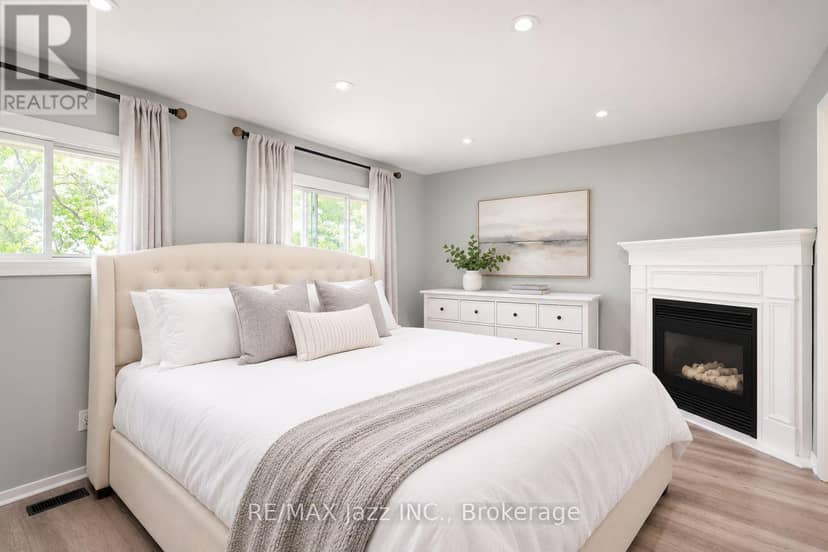 304 Annes Street, Whitby, photo 8