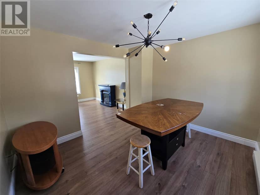 303 Carson Avenue — photo 14 of 36