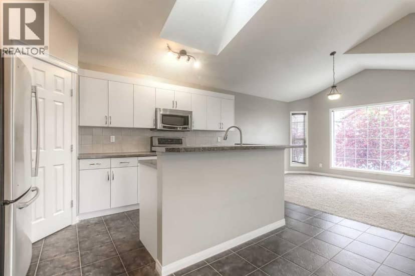 241 Morningside Gardens SW, Airdrie, photo 8