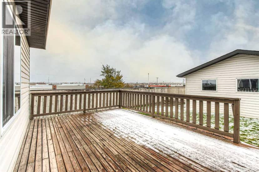 241 Morningside Gardens SW — photo 32 of 40
