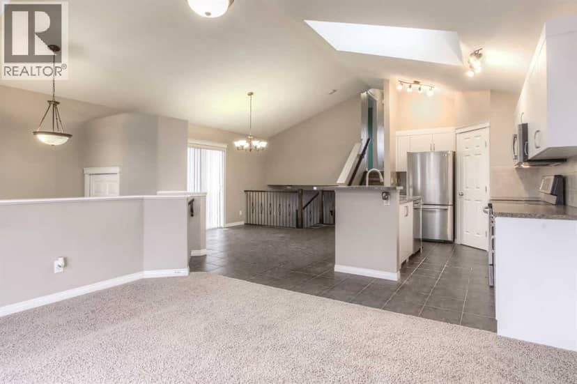 241 Morningside Gardens SW — photo 10 of 40