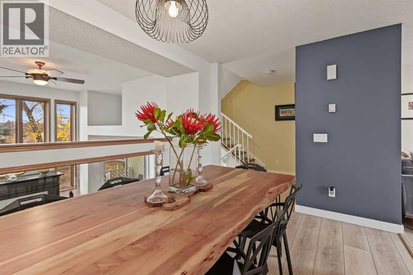 31 Inglewood Cove SE — photo 14 of 40
