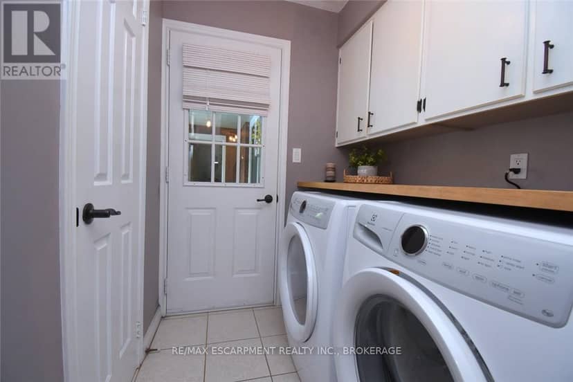 24 Shaw Street — photo 23 of 40