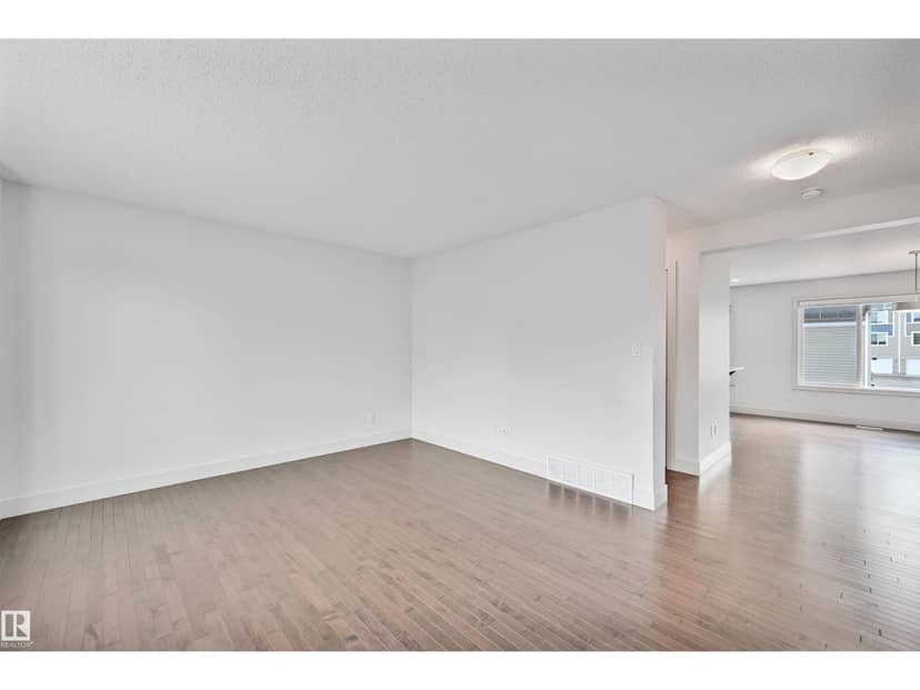 #35 2922 Maple Wy NW — photo 11 of 40