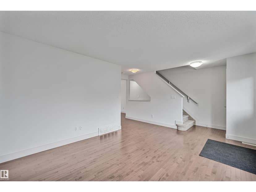 #35 2922 Maple Wy NW — photo 12 of 40