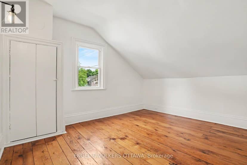8169 Victoria Street — photo 20 of 33