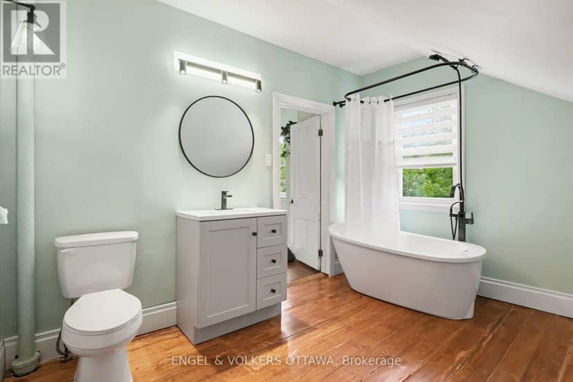 8169 Victoria Street — photo 25 of 33