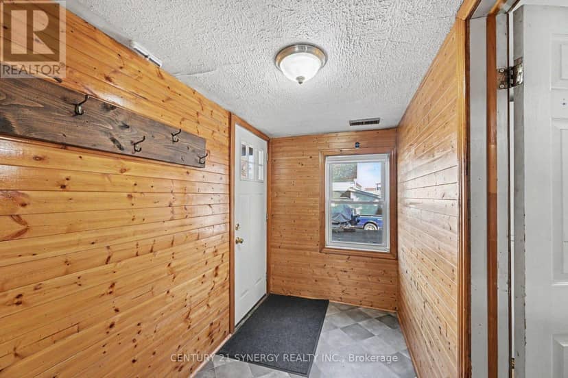 105 Neilson Street, McNab/Braeside, photo 4