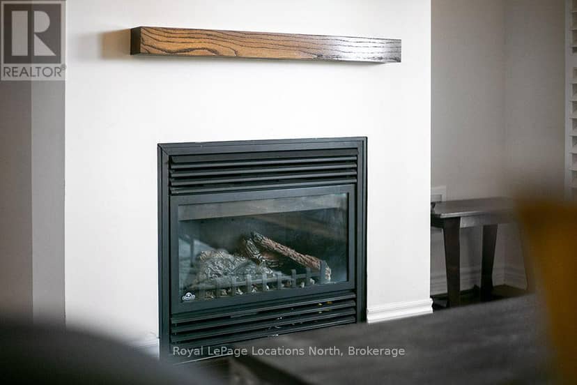 303 - 8 Brandy Lane Drive — photo 16 of 40