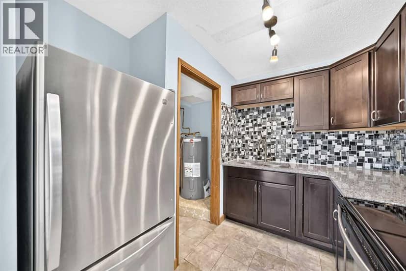 201, 3500 Varsity Drive NW — photo 11 of 32
