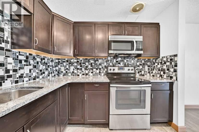 201, 3500 Varsity Drive NW — photo 13 of 32