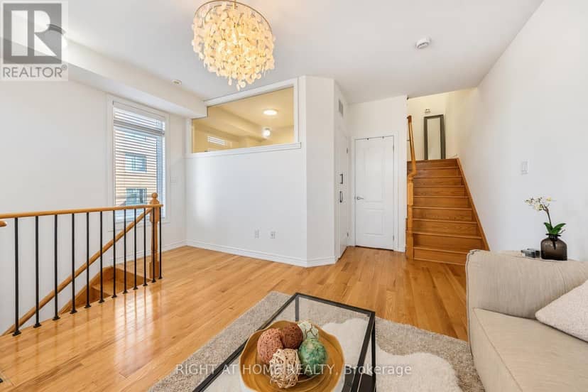 1 - 37 Drewry Avenue — photo 11 of 40