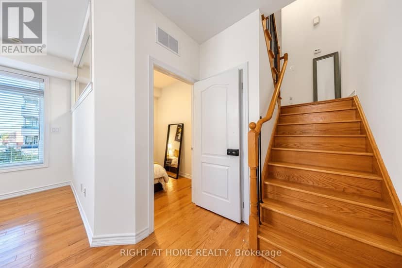 1 - 37 Drewry Avenue — photo 12 of 40