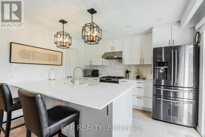 60 Gooderham Drive, Toronto, photo 2