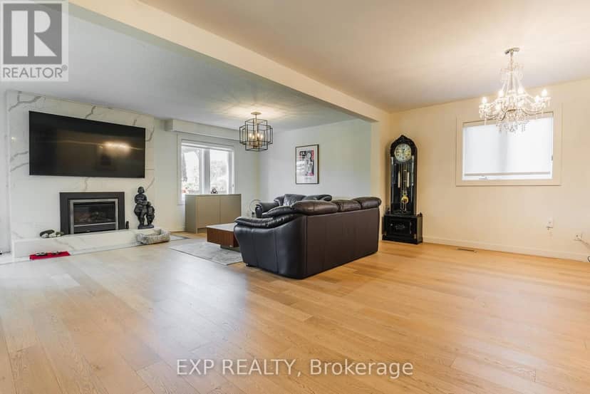 60 Gooderham Drive, Toronto, photo 5