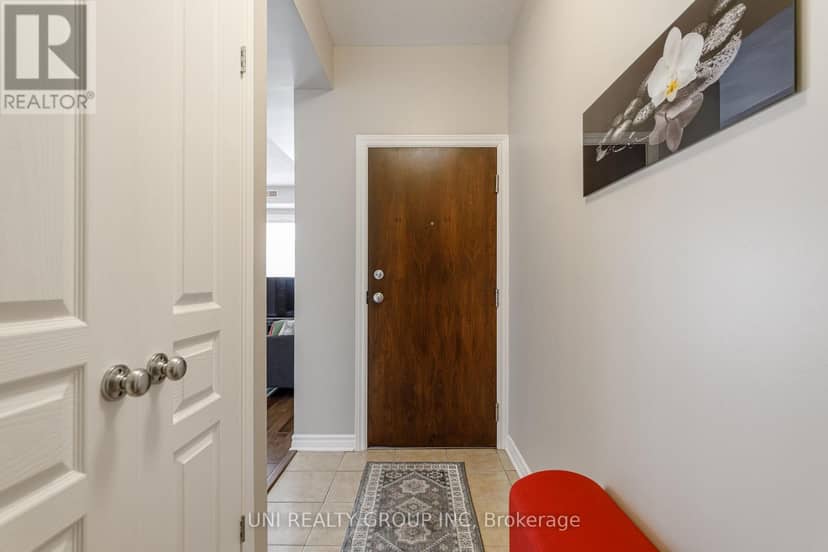 B - 40 Tayside Private, Ottawa, photo 7