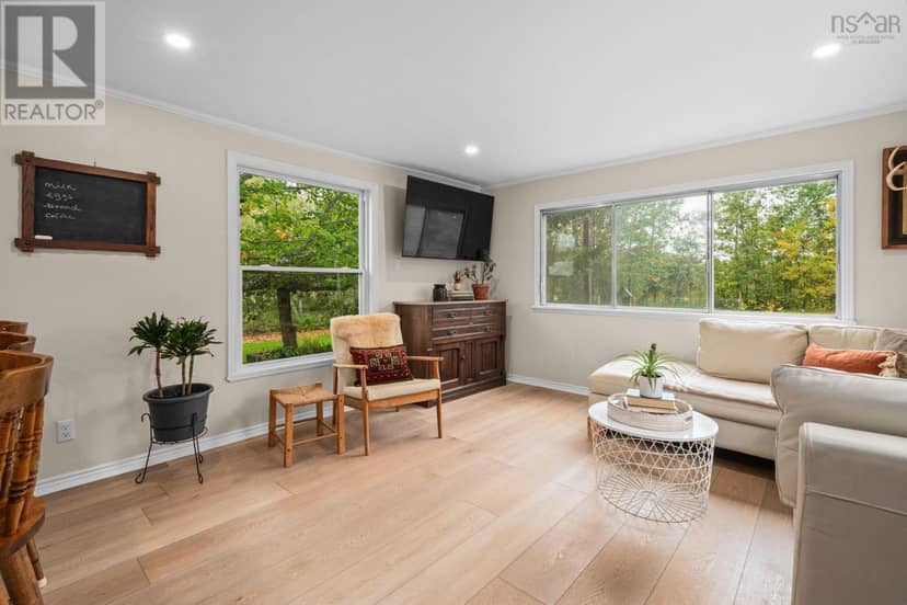 150 Martin Road — photo 13 of 40