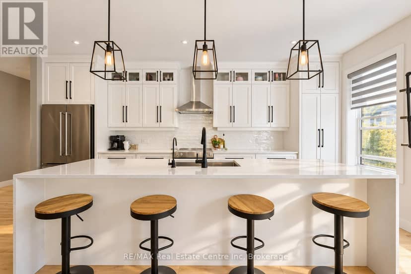 66 Waverley Drive — photo 14 of 40