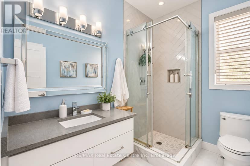 66 Waverley Drive — photo 26 of 40
