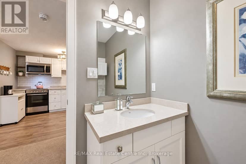 66 Waverley Drive — photo 39 of 40