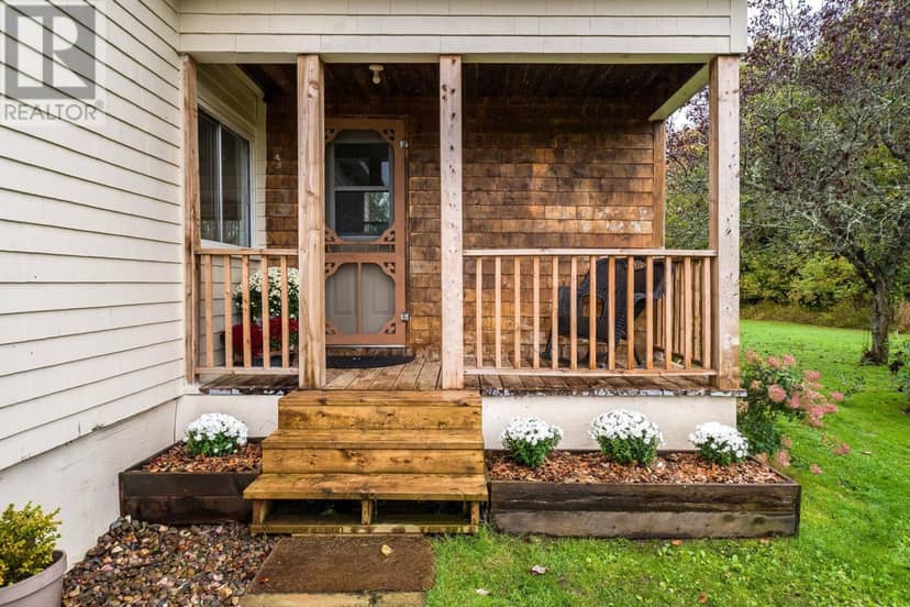 150 Martin Road — photo 6 of 40