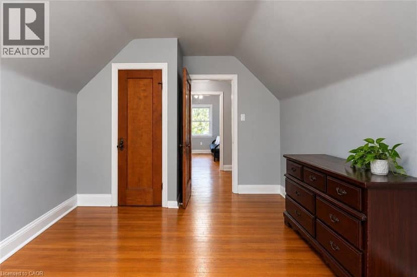 75 BARONS Avenue — photo 24 of 40
