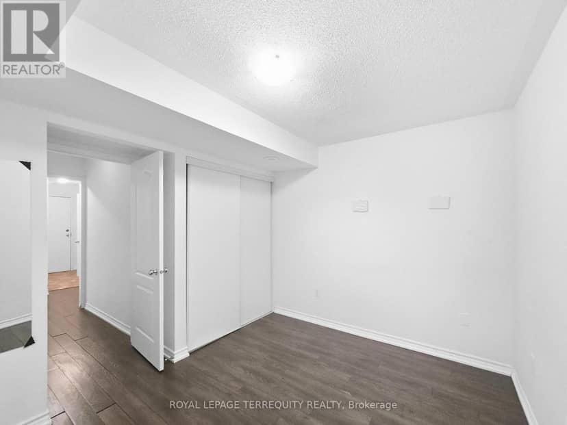 3 - 141 Isaac Devins Boulevard — photo 12 of 13