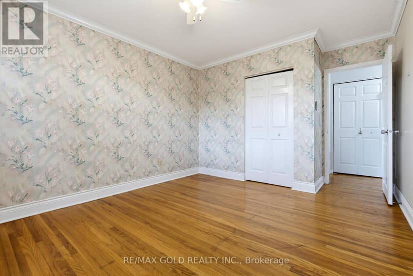 64 Doncaster Road — photo 11 of 18