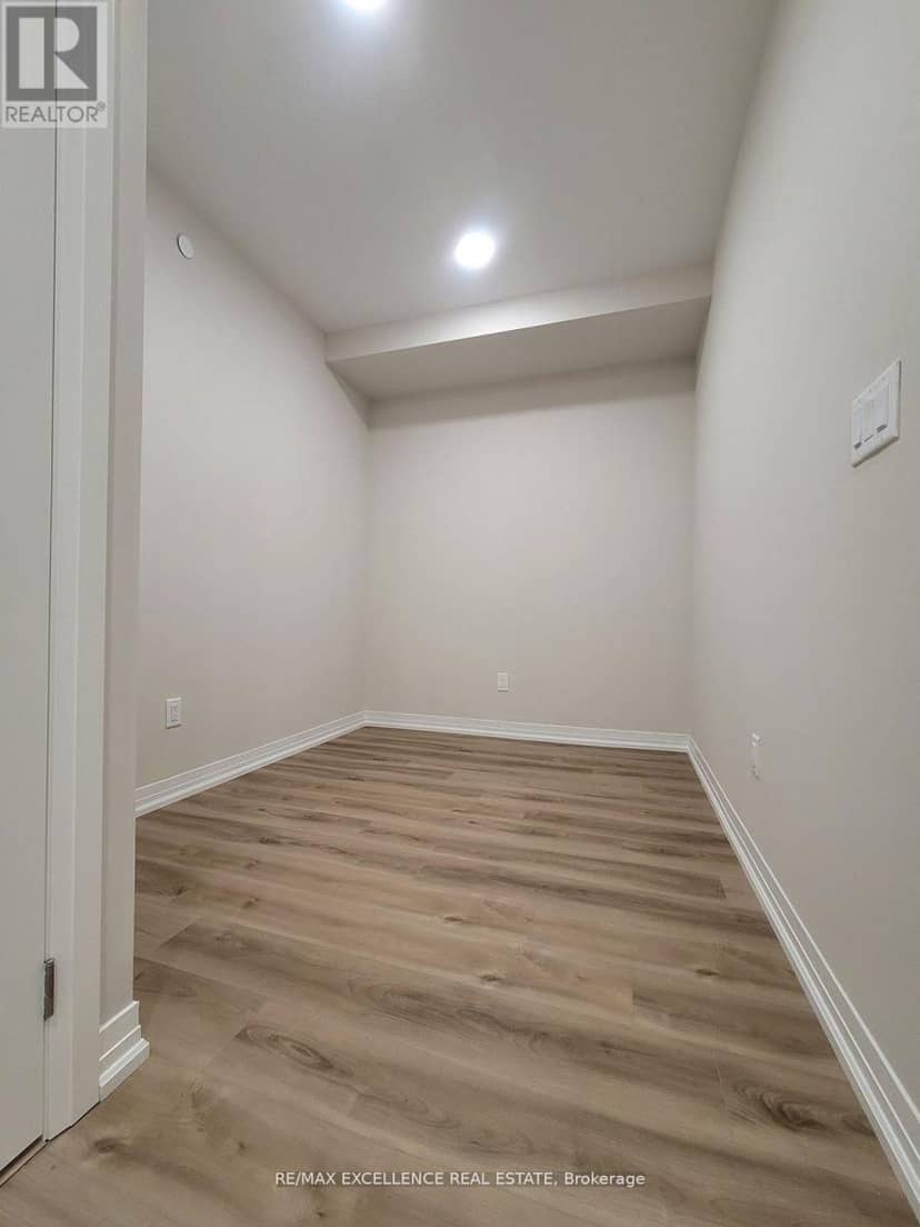 235 - 50 Herrick Avenue, St. Catharines, photo 5