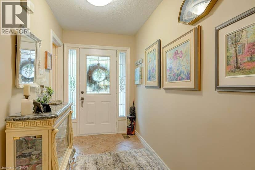 460 LAUSANNE Crescent, Waterloo, photo 5