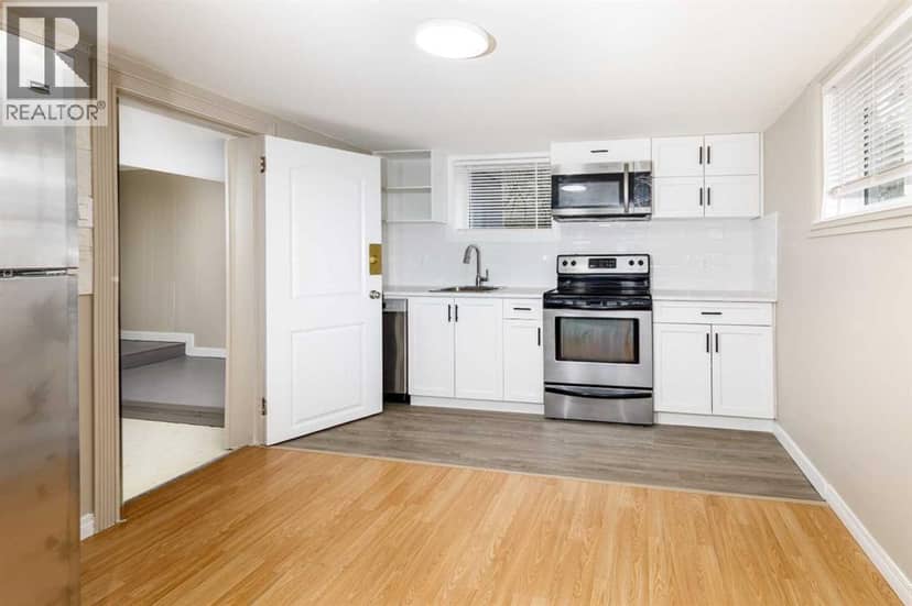 3905 46 Street — photo 21 of 37