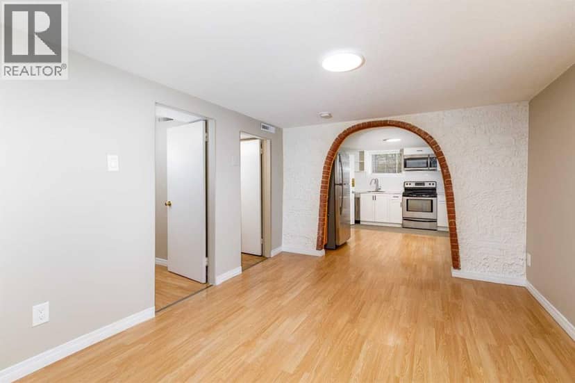 3905 46 Street — photo 24 of 37