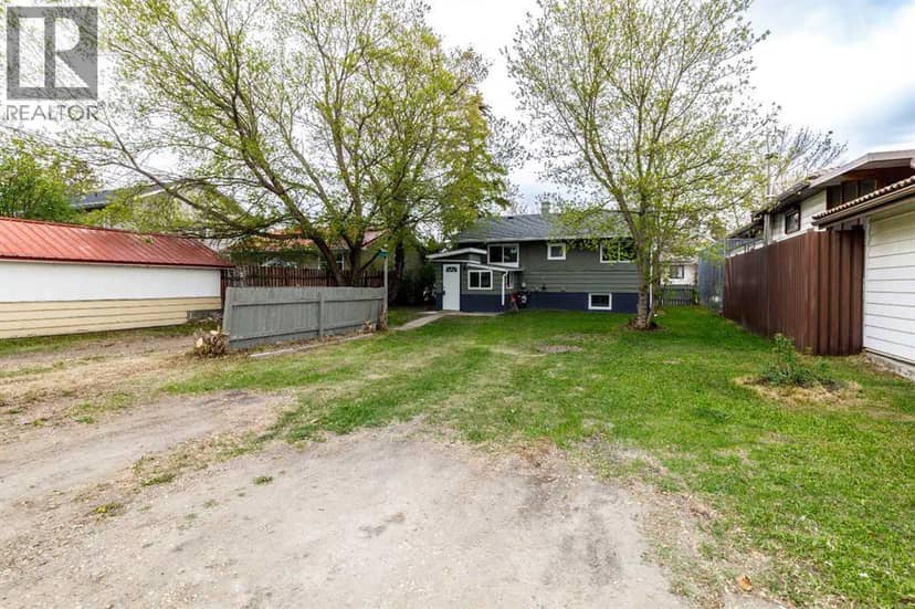 3905 46 Street — photo 30 of 37