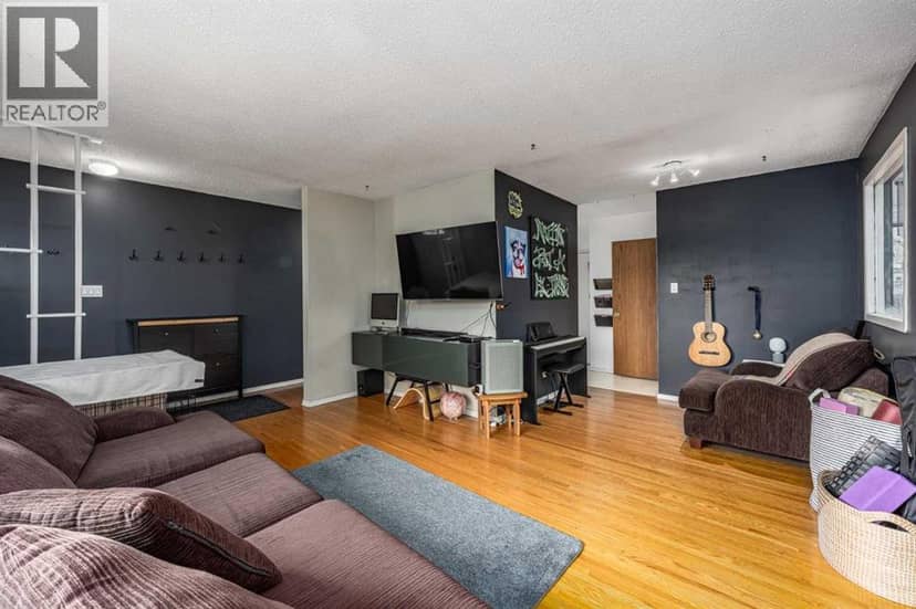 2120 Milne Drive NE — photo 9 of 40