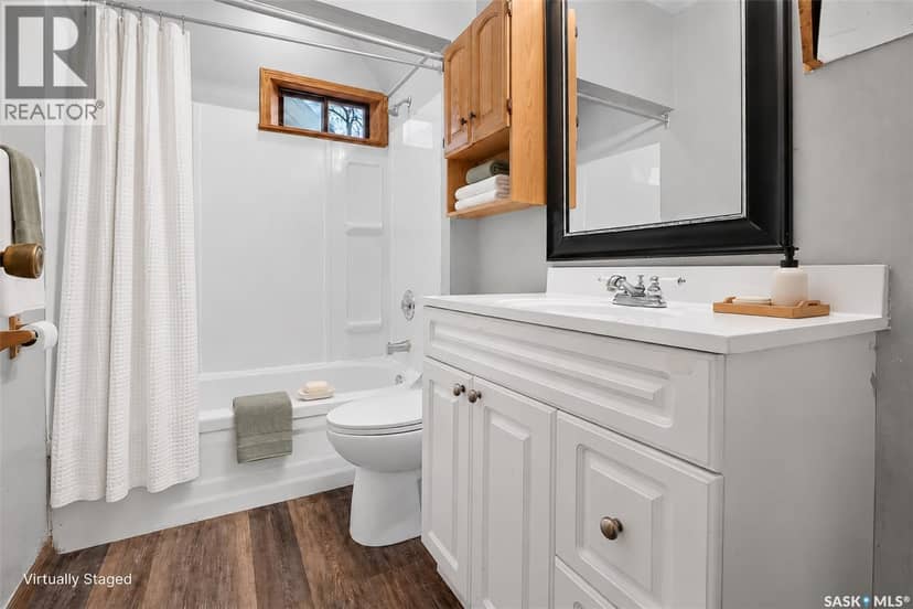 926 Montgomery STREET — photo 19 of 40