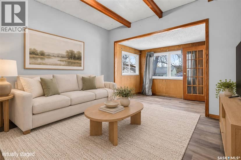 926 Montgomery STREET — photo 9 of 40