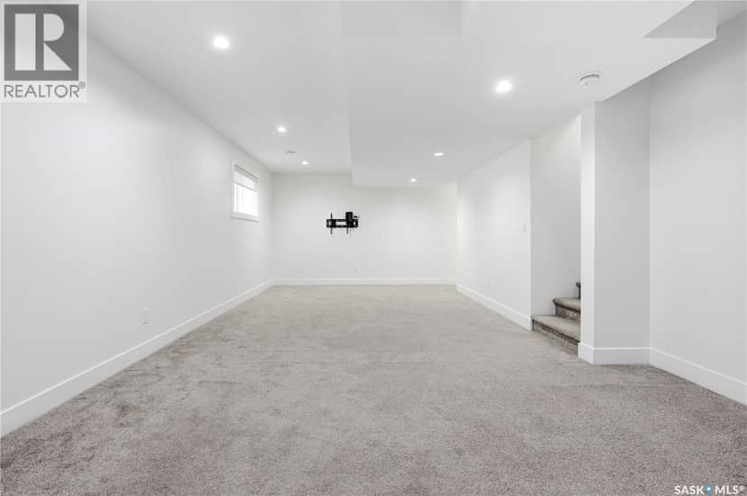 3150 Mazurak CRESCENT — photo 34 of 40