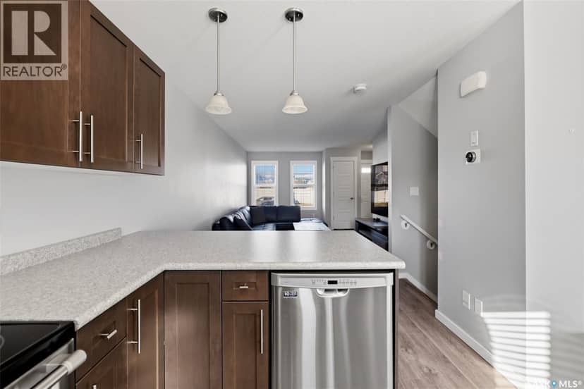 4725 Primrose Green DRIVE E — photo 9 of 23