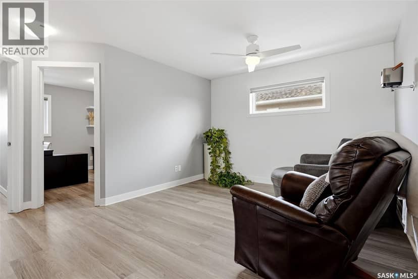 8933 Kestral DRIVE — photo 19 of 40